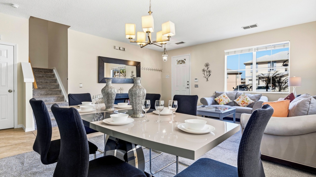 Photo of Livingroom in Windwood Bay
