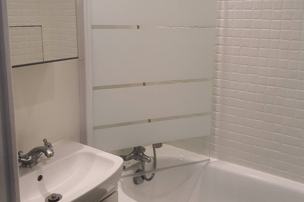 Photo of Bathroom in Marais Poitevin