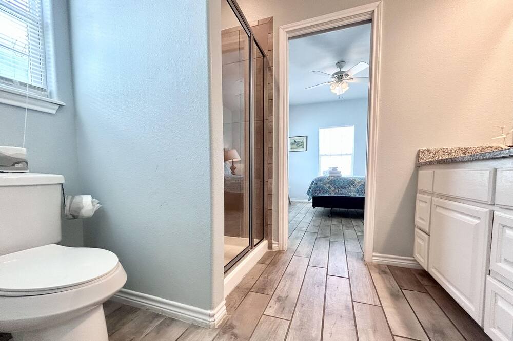 Photo of Bathroom in Flour Bluff