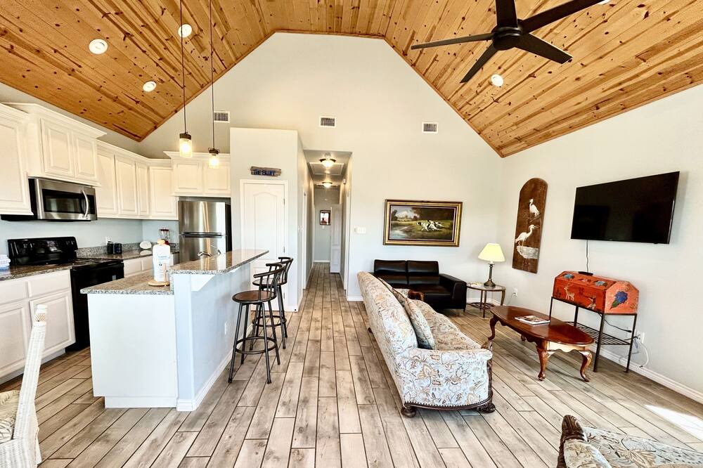 Photo of Livingroom in Flour Bluff