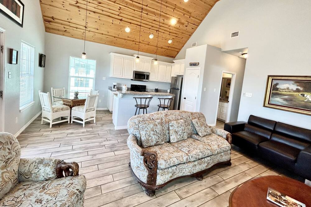 Photo of Livingroom in Flour Bluff