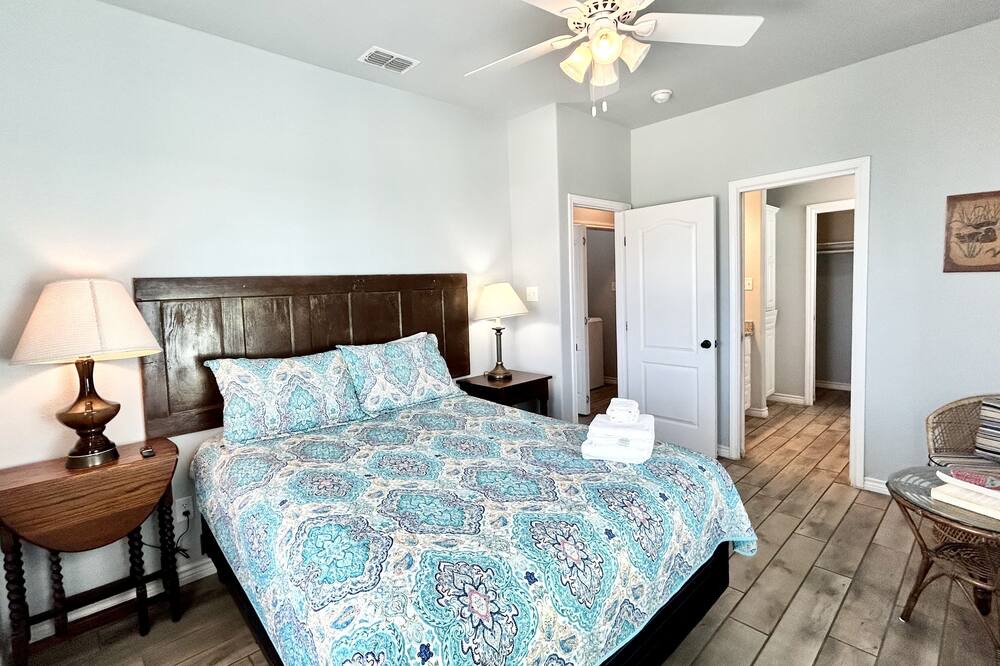 Photo of Bedroom in Flour Bluff