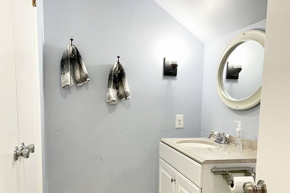 Photo of Bathroom in Prairie Creek