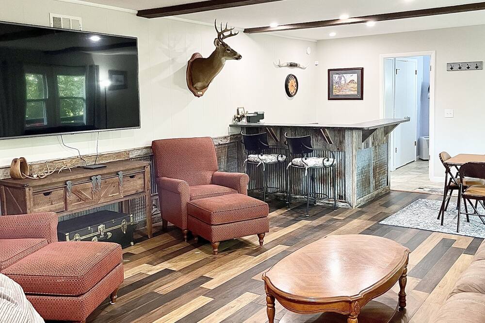 Photo of Livingroom in Prairie Creek