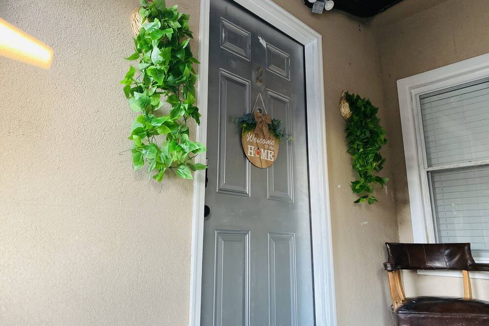 Photo of Outdoor in Englewood