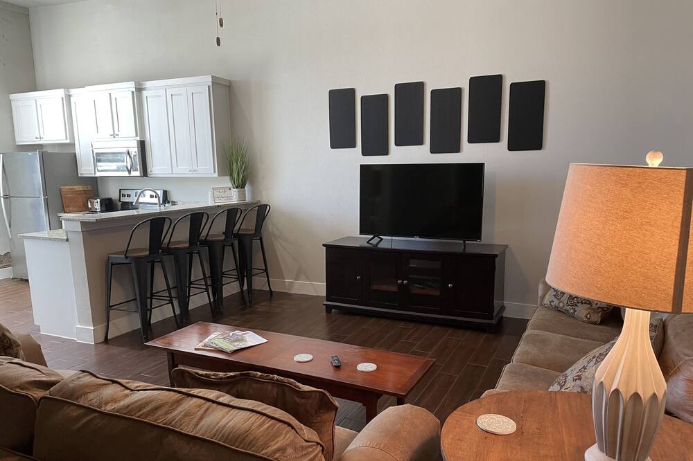 Photo of Livingroom in Sulphur Springs
