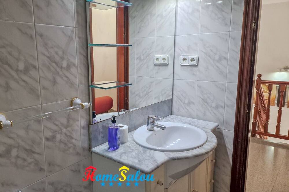 Photo of Bathroom in Riudoms