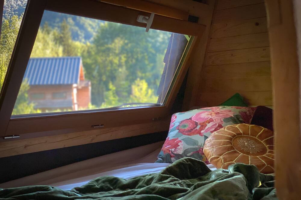 Photo of Bedroom in Nans-sous-Sainte-Anne