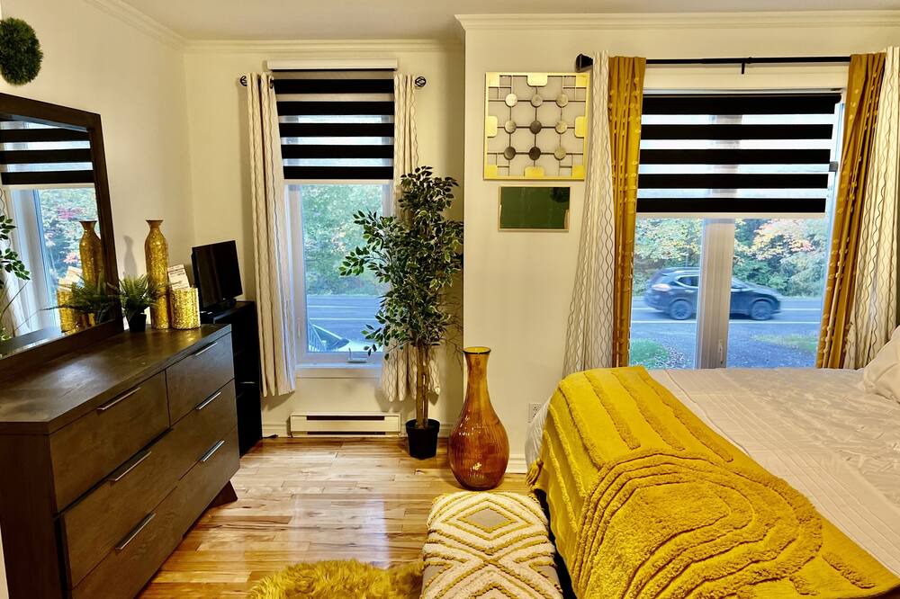 Photo of Bedroom in Saint-Colomban