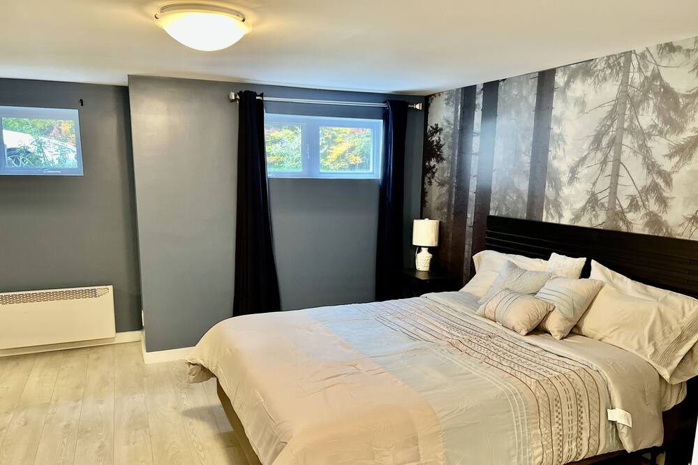 Photo of Bedroom in Saint-Colomban