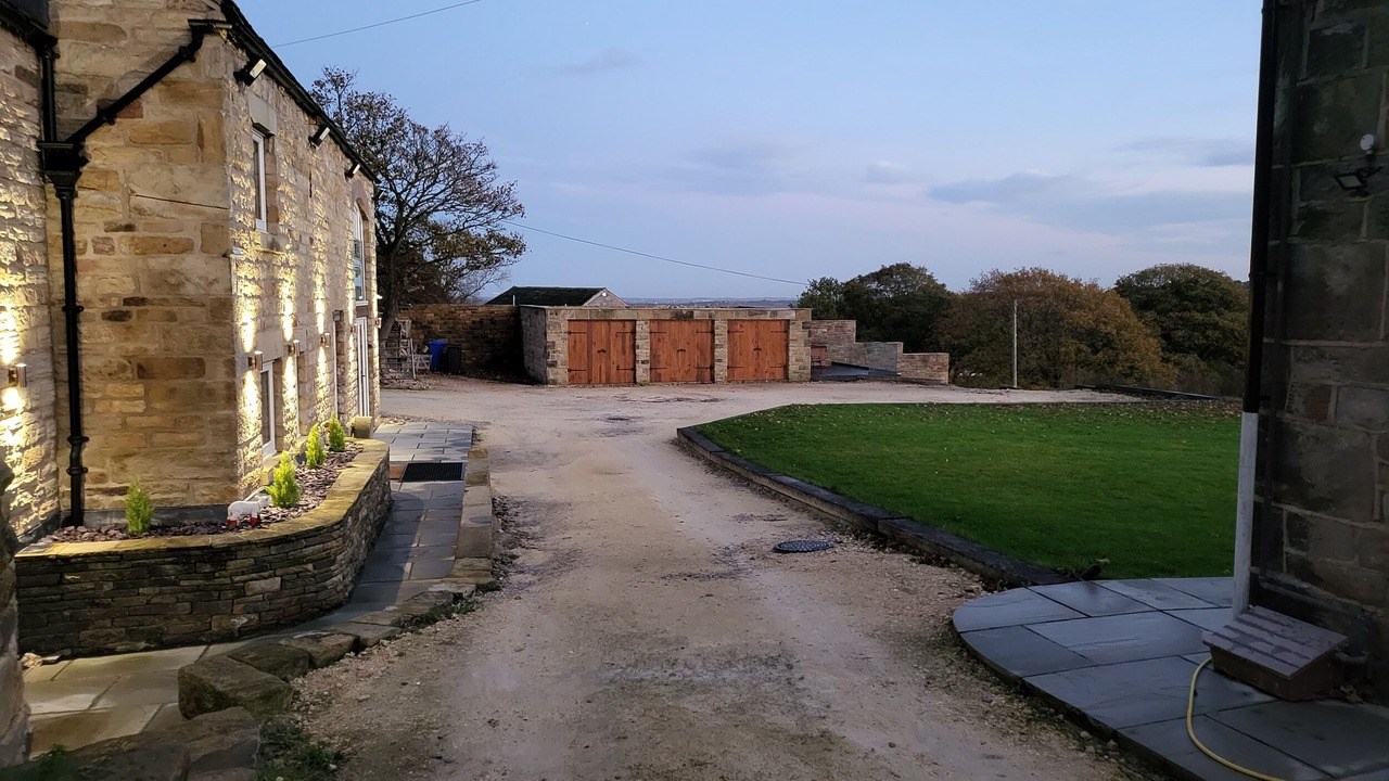 Photo of Others in Wharncliffe