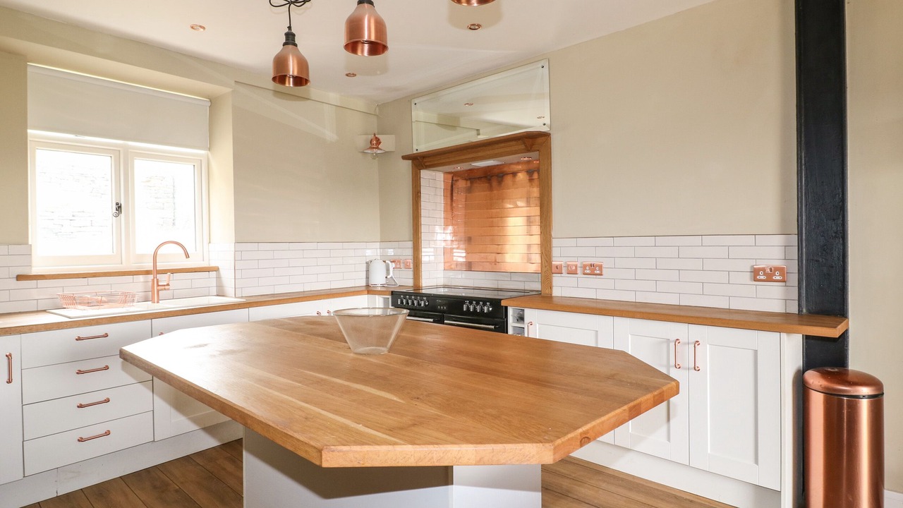 Photo of Others in Wharncliffe