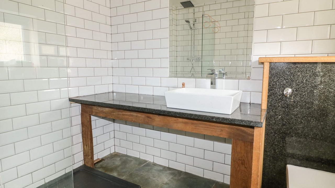 Photo of Others in Wharncliffe