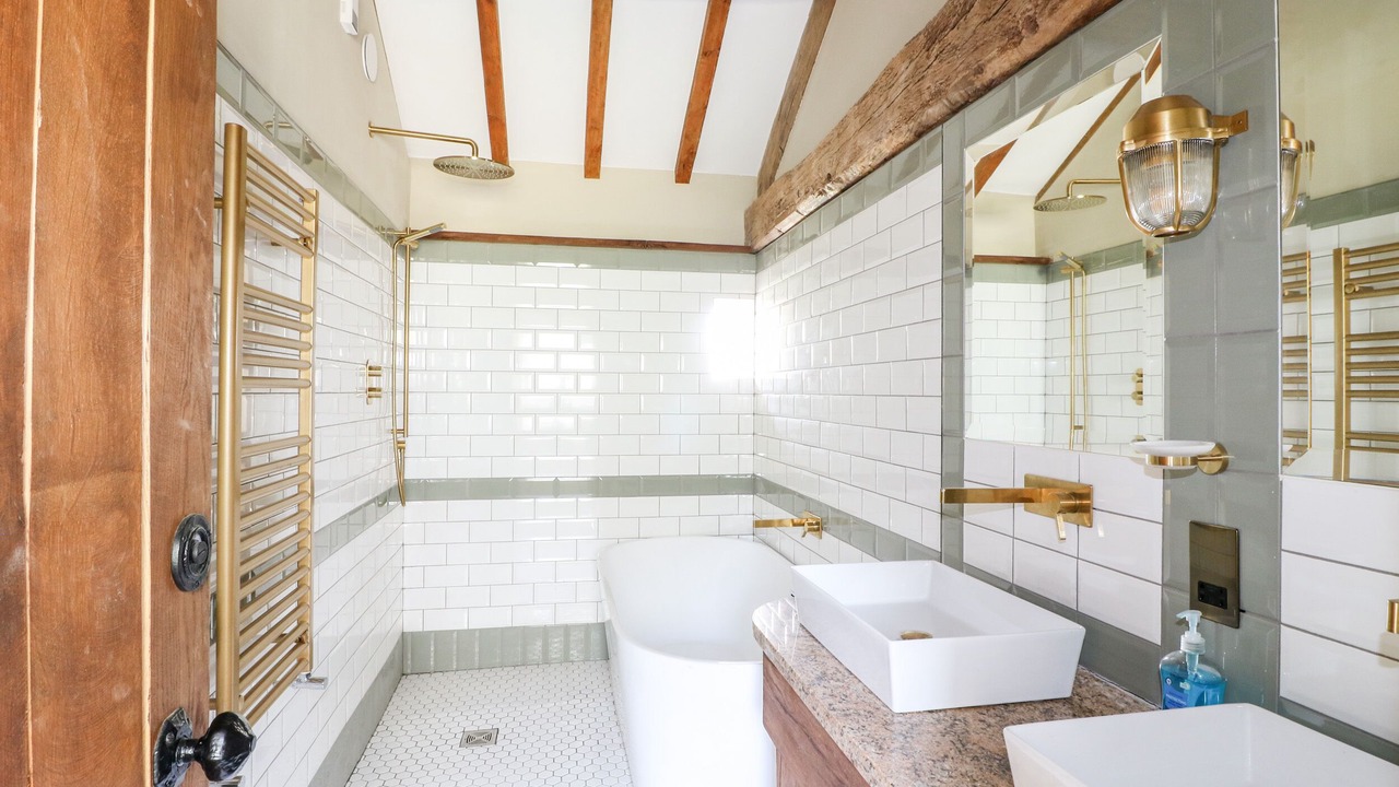 Photo of Others in Wharncliffe