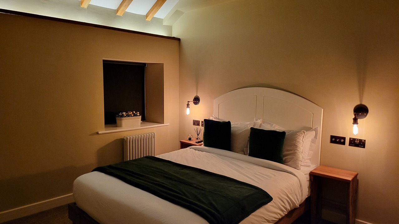 Photo of Others in Wharncliffe