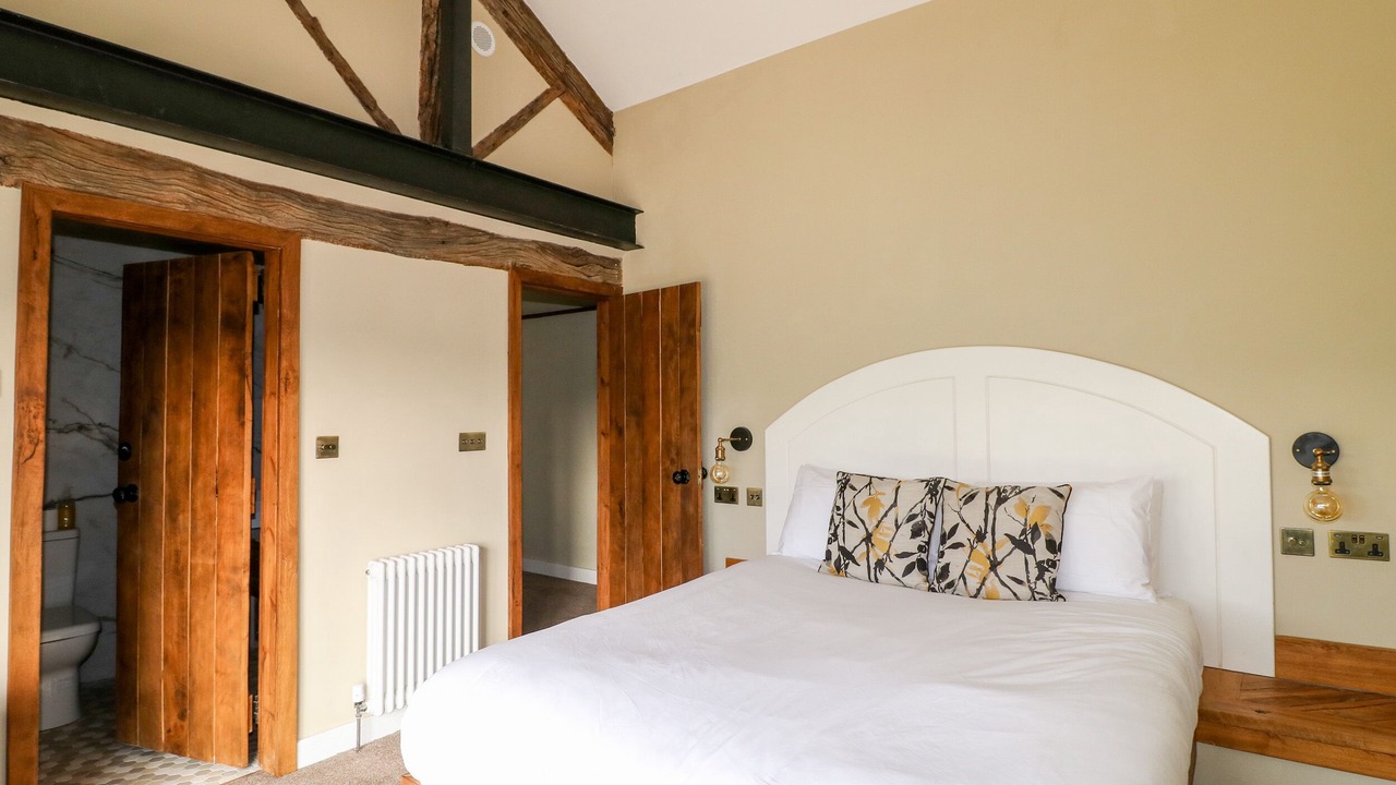 Photo of Others in Wharncliffe