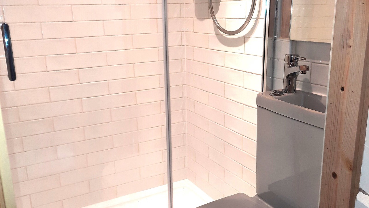 Photo of Bedroom in Luckington