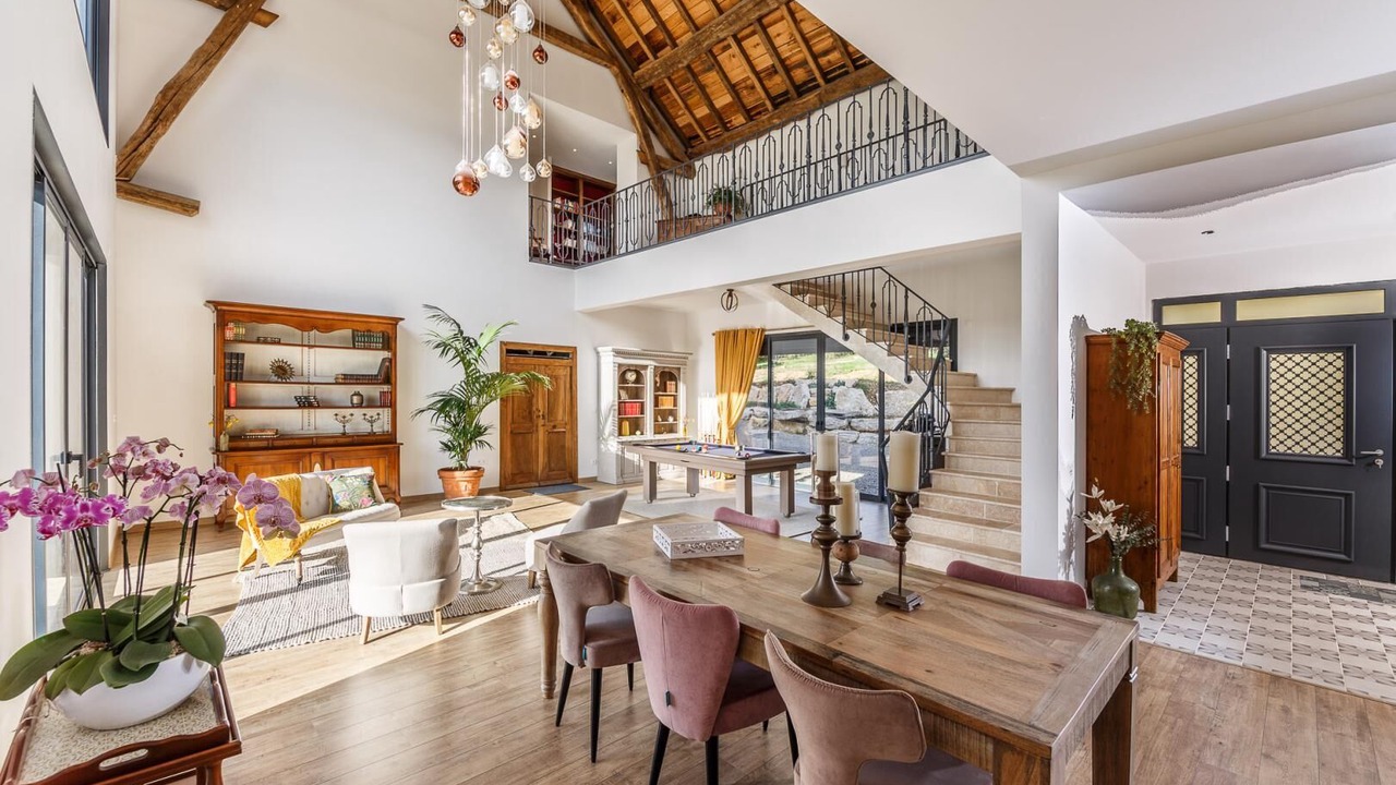 Photo of Livingroom in Bossieu