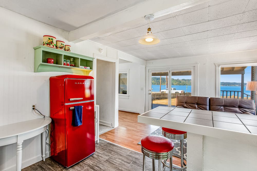 Photo of Others in Retsil