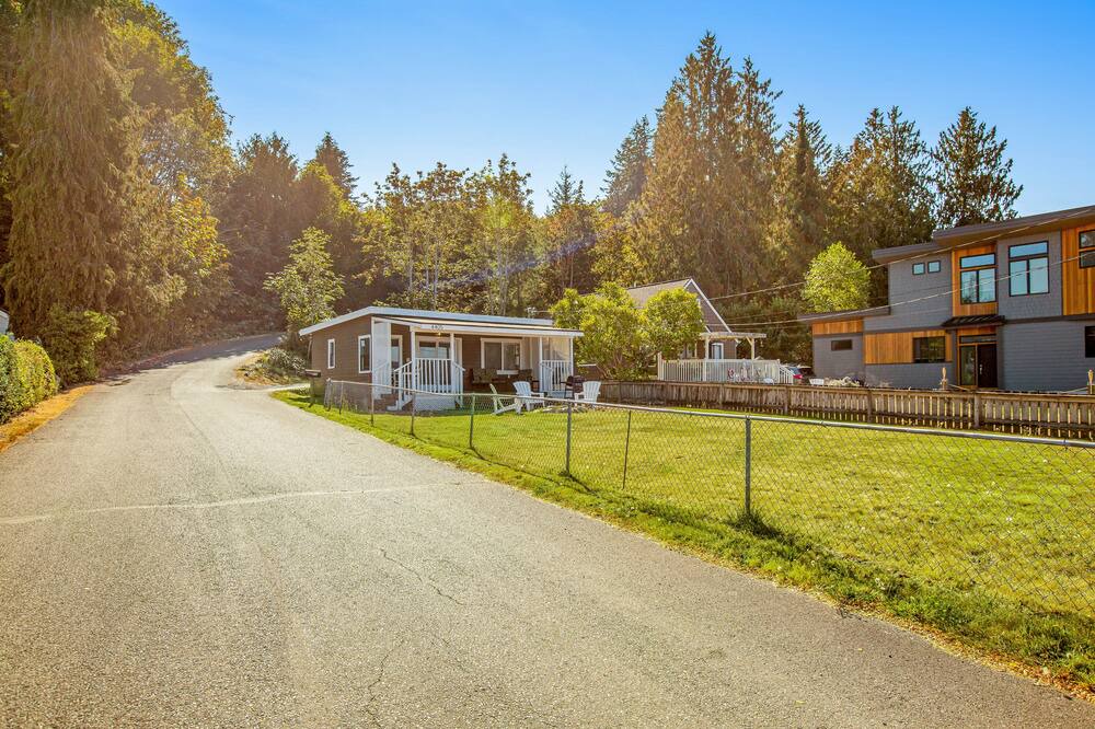 Photo of Others in Retsil