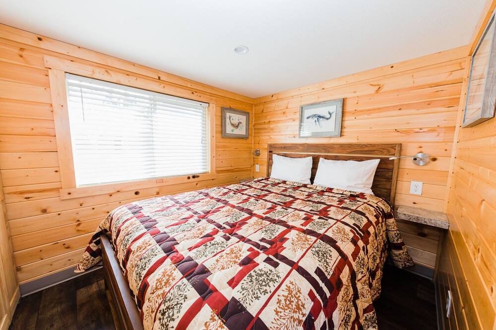 Photo of Bedroom in Pacific City