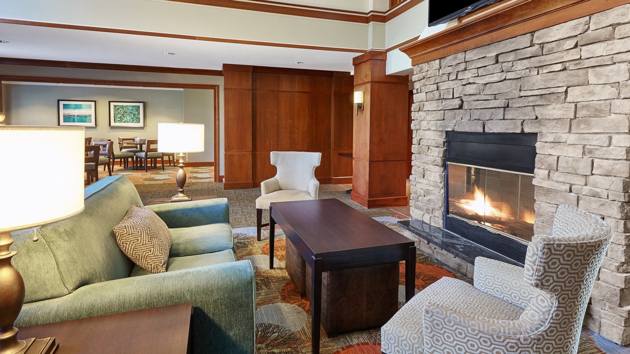 Photo of Livingroom in Glenview