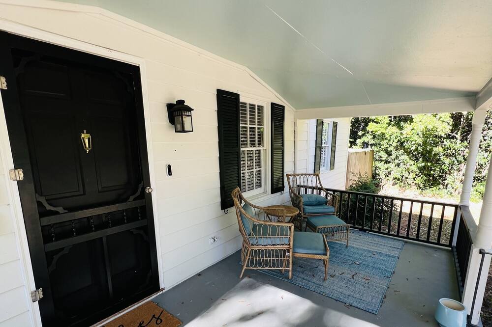 Photo of Patio Balcony in Madison