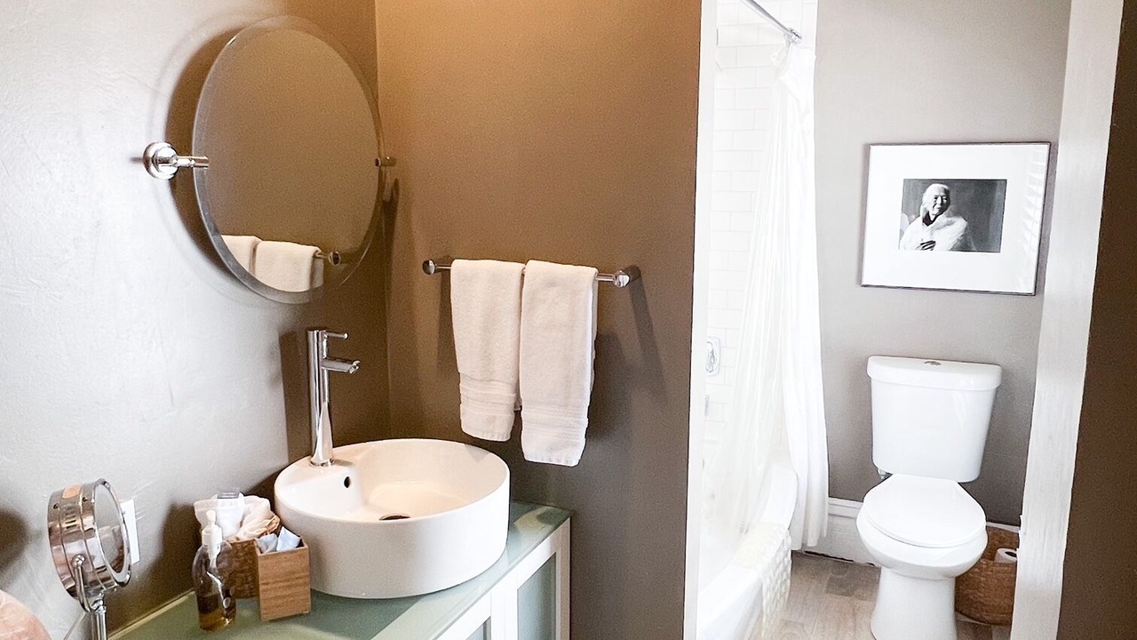 Photo of Bathroom in Speer