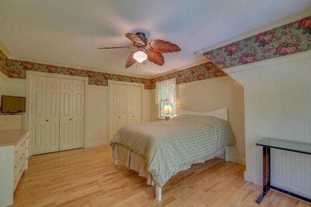 Photo of Others in Gorham