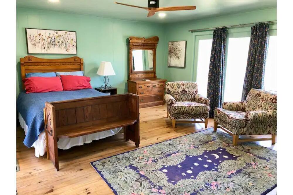 Photo of Bedroom in Fort Worth