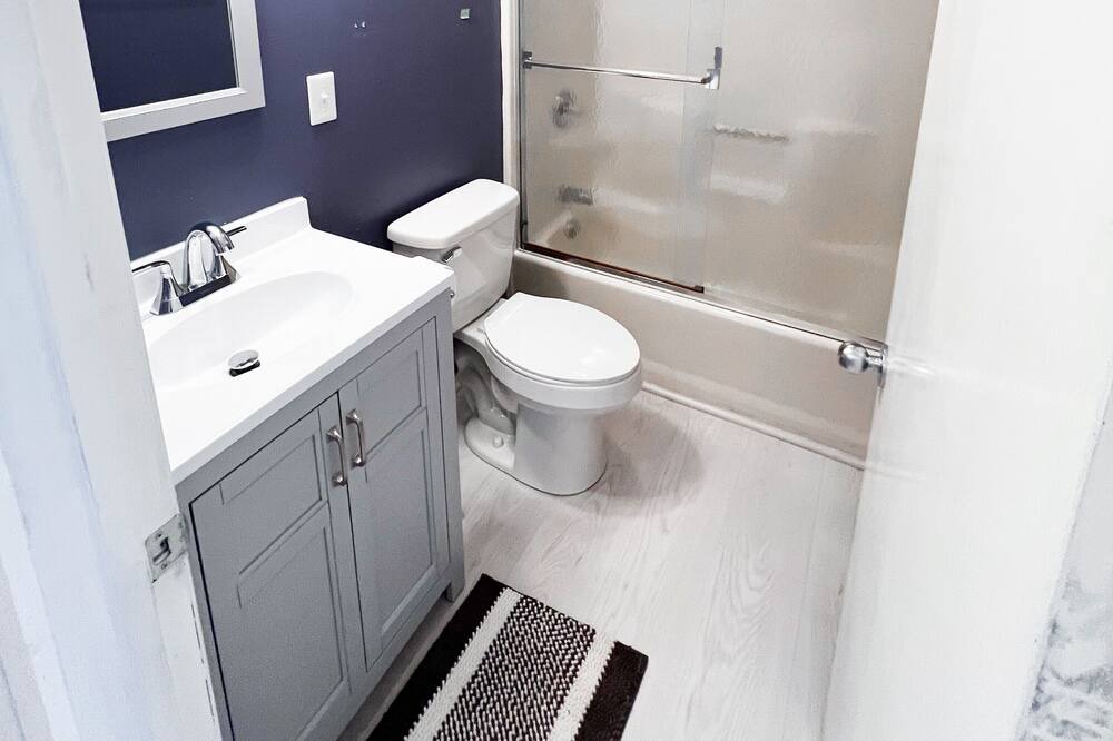 Photo of Bathroom in North Shore