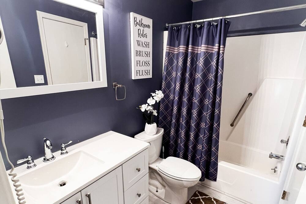 Photo of Bathroom in North Shore