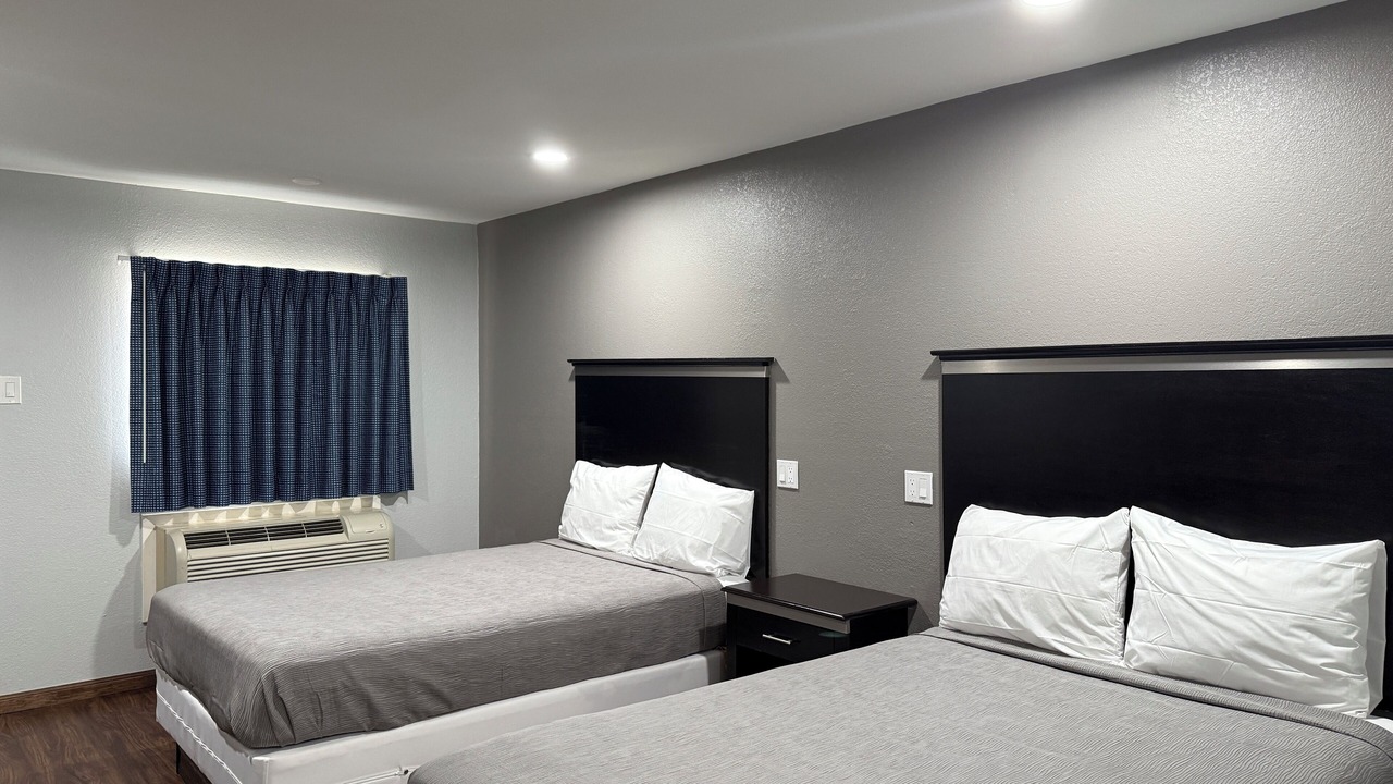 Photo of Bedroom in New Boston