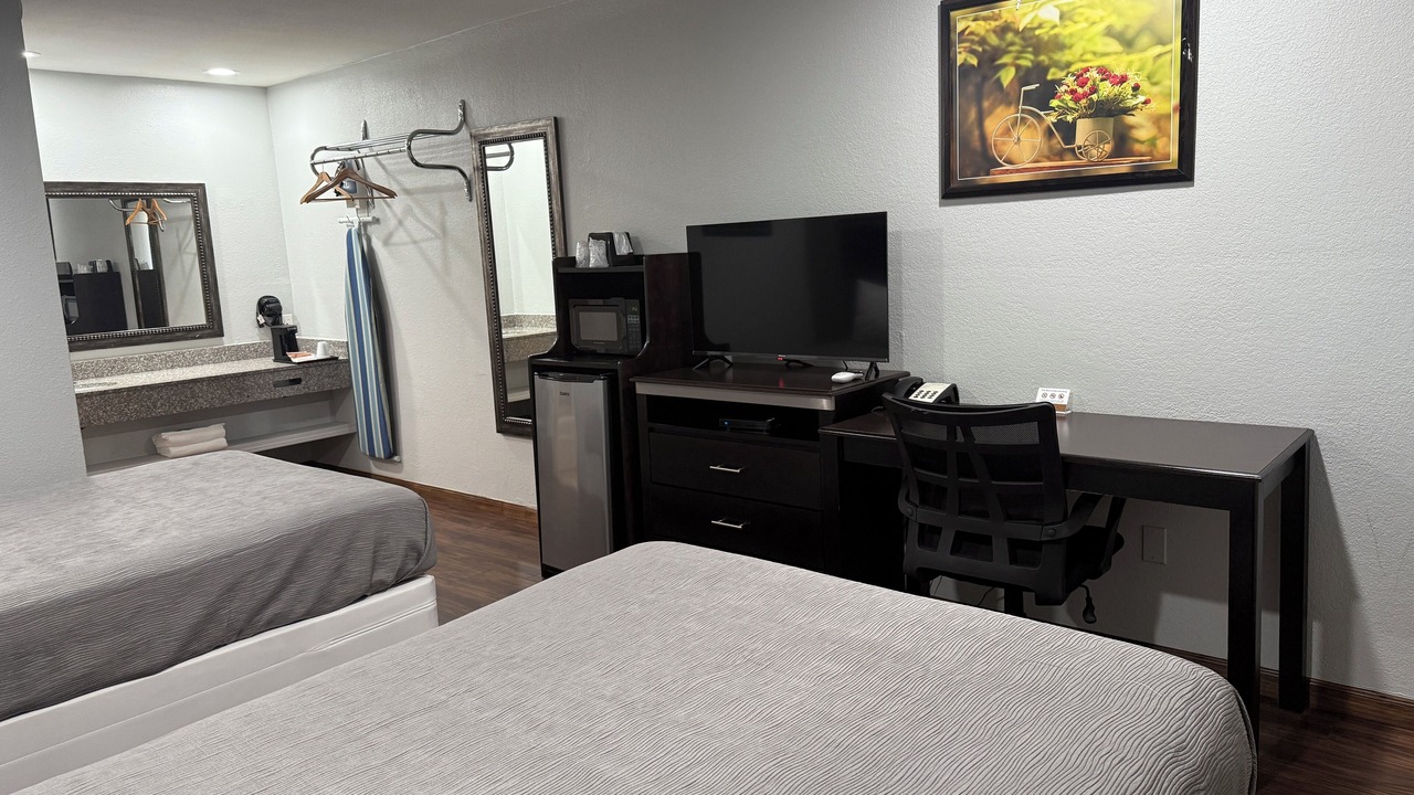 Photo of Bedroom in New Boston