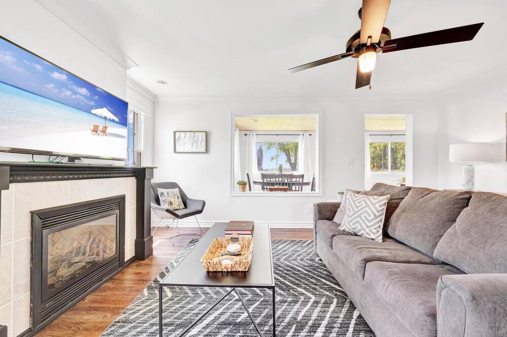 Photo of Livingroom in Selkirk