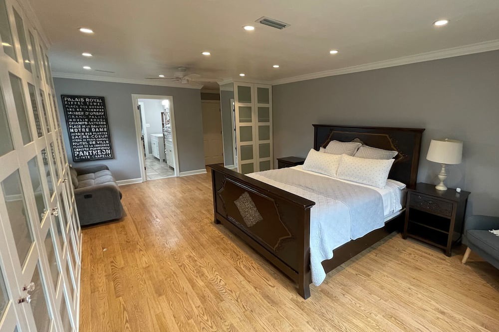 Photo of Bedroom in Hickory