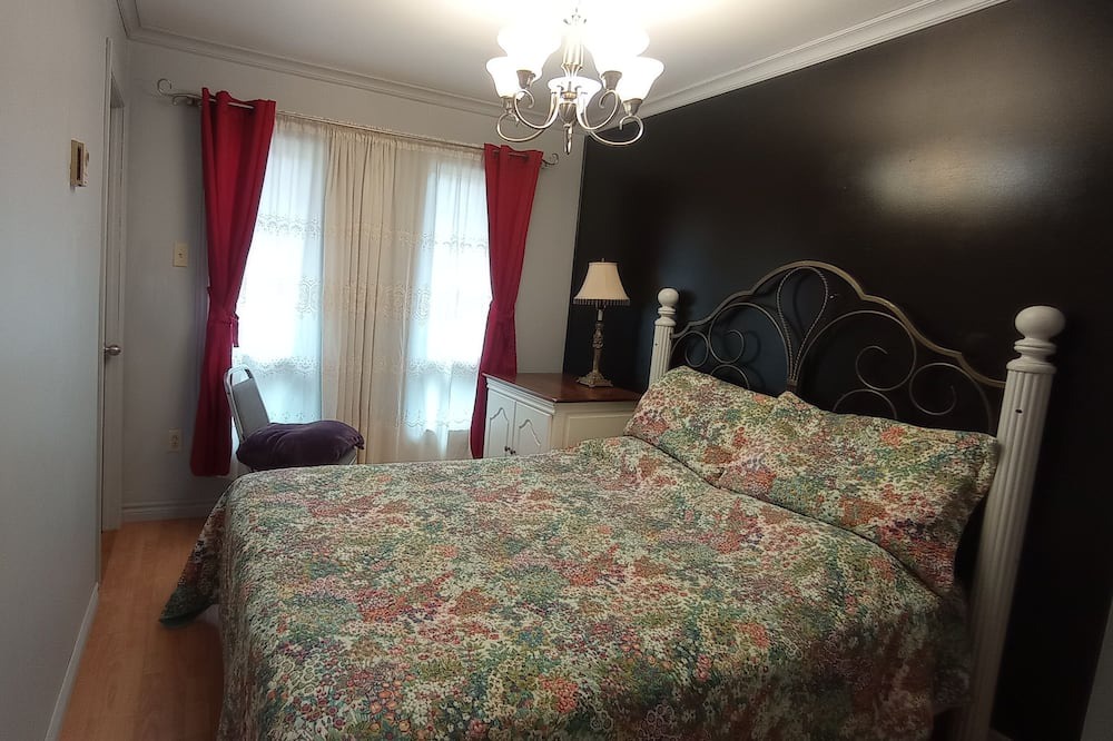 Photo of Bedroom in Saint Zenon