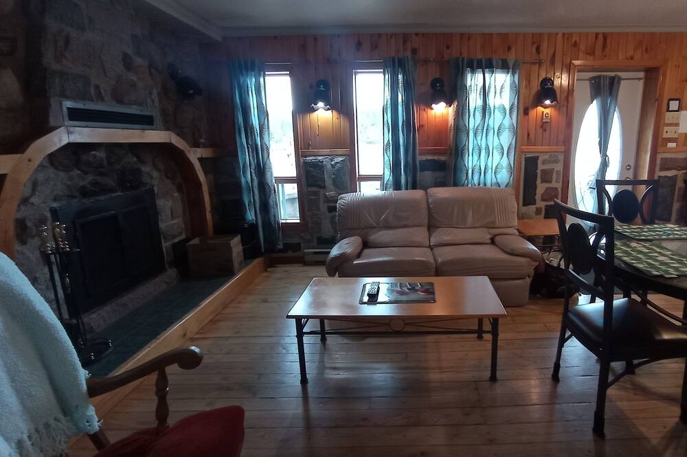 Photo of Livingroom in Saint Zenon