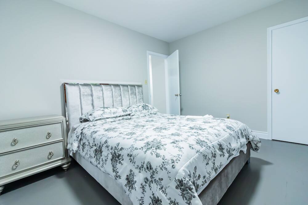 Photo of Bedroom in Whitby
