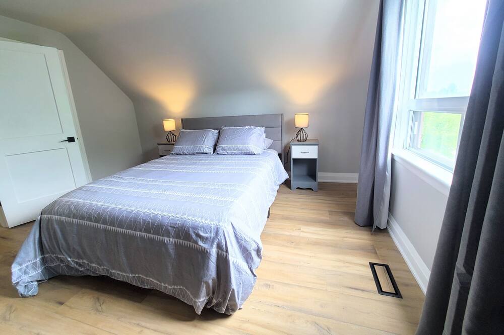 Photo of Bedroom in Hamilton