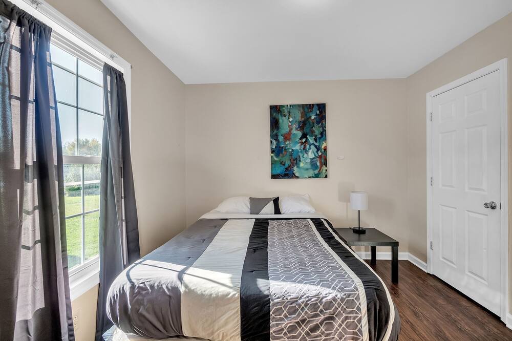 Photo of Bedroom in Martinsburg