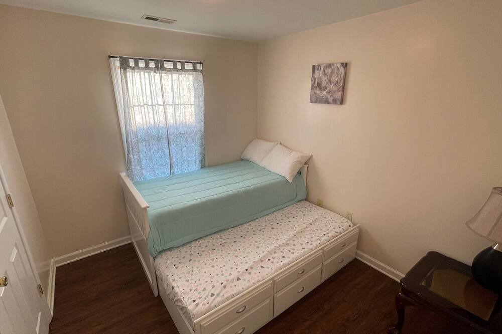 Photo of Bedroom in Martinsburg