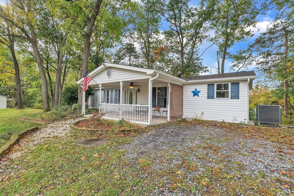 Photo of Outdoor in Fishers Hill