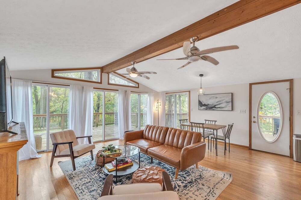 Photo of Bedroom in Fishers Hill