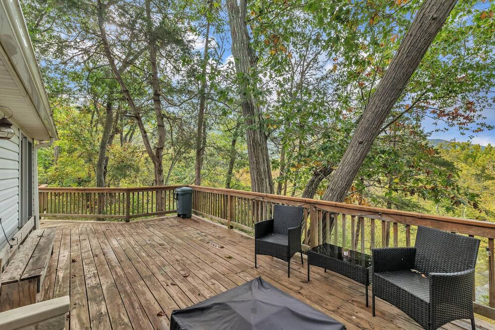 Photo of Outdoor in Fishers Hill