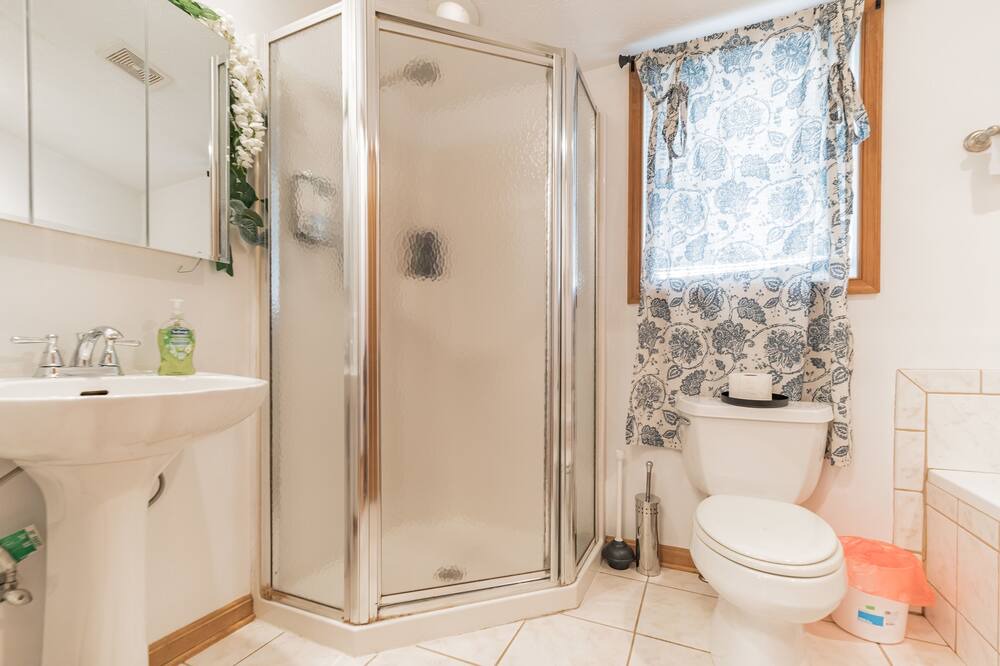 Photo of Bathroom in Fishers Hill