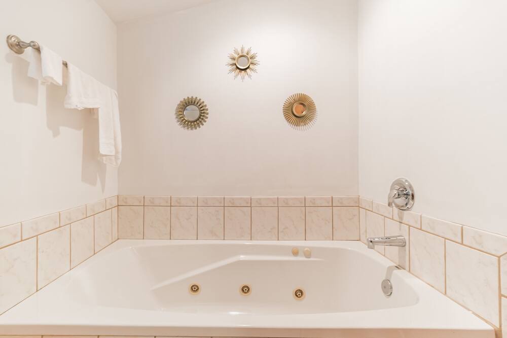 Photo of Bedroom in Fishers Hill