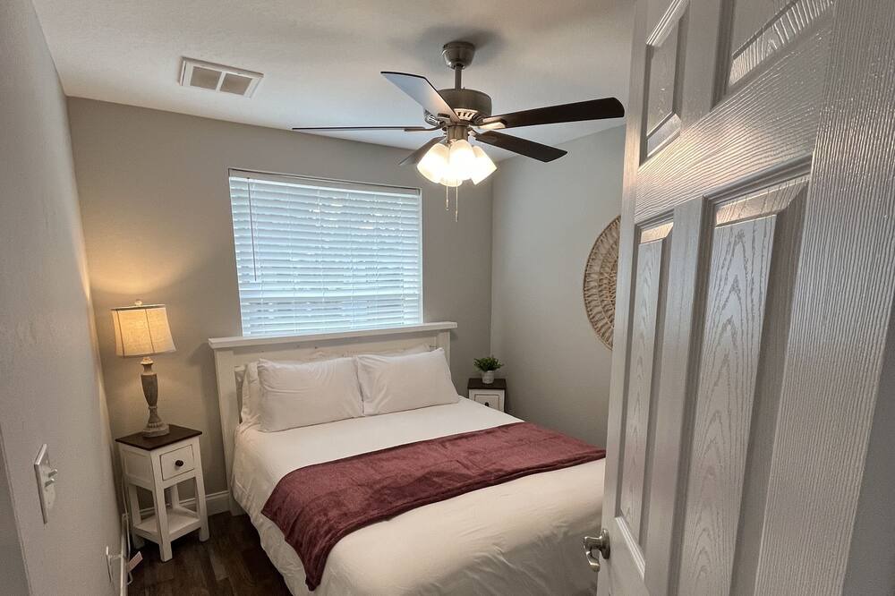 Photo of Bedroom in Bartow