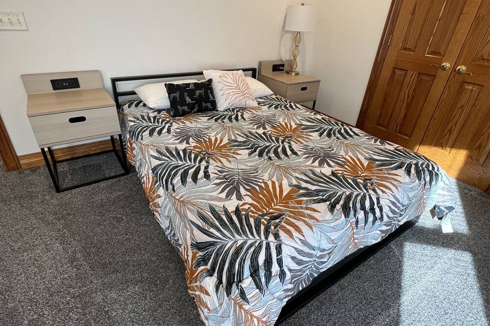 Photo of Bedroom in Carl Junction