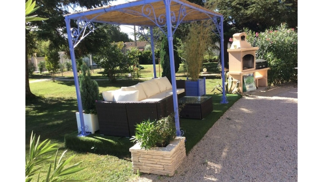 Photo of Outdoor in Piolenc